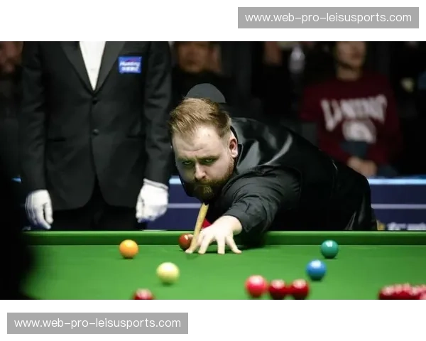 斯诺克集锦:领略顶级球员的精彩瞬间,见证历史的诞生 斯诺克集锦:领略顶级球员的精彩瞬间,见证历史的诞生