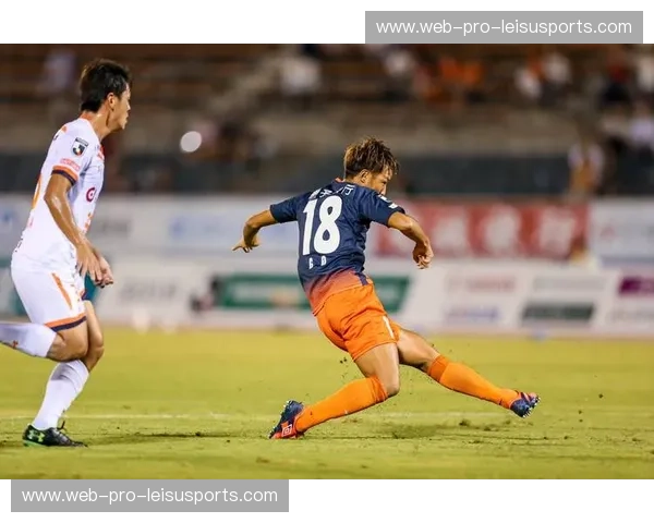 逆风翻盘的哲学：山口雷诺VS命运的绿茵博弈